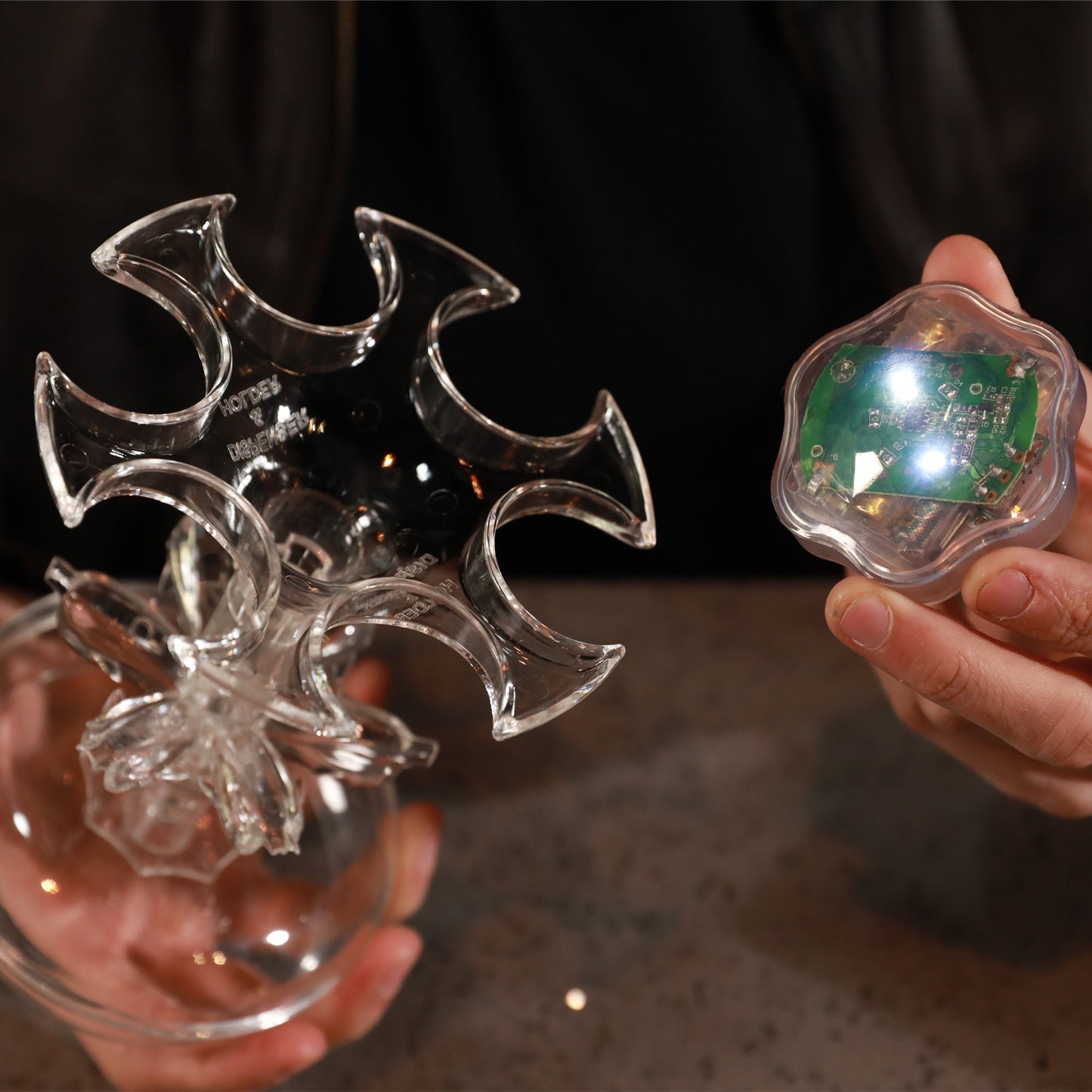 pipicars Holder Bar Glass Bottle Dispensers