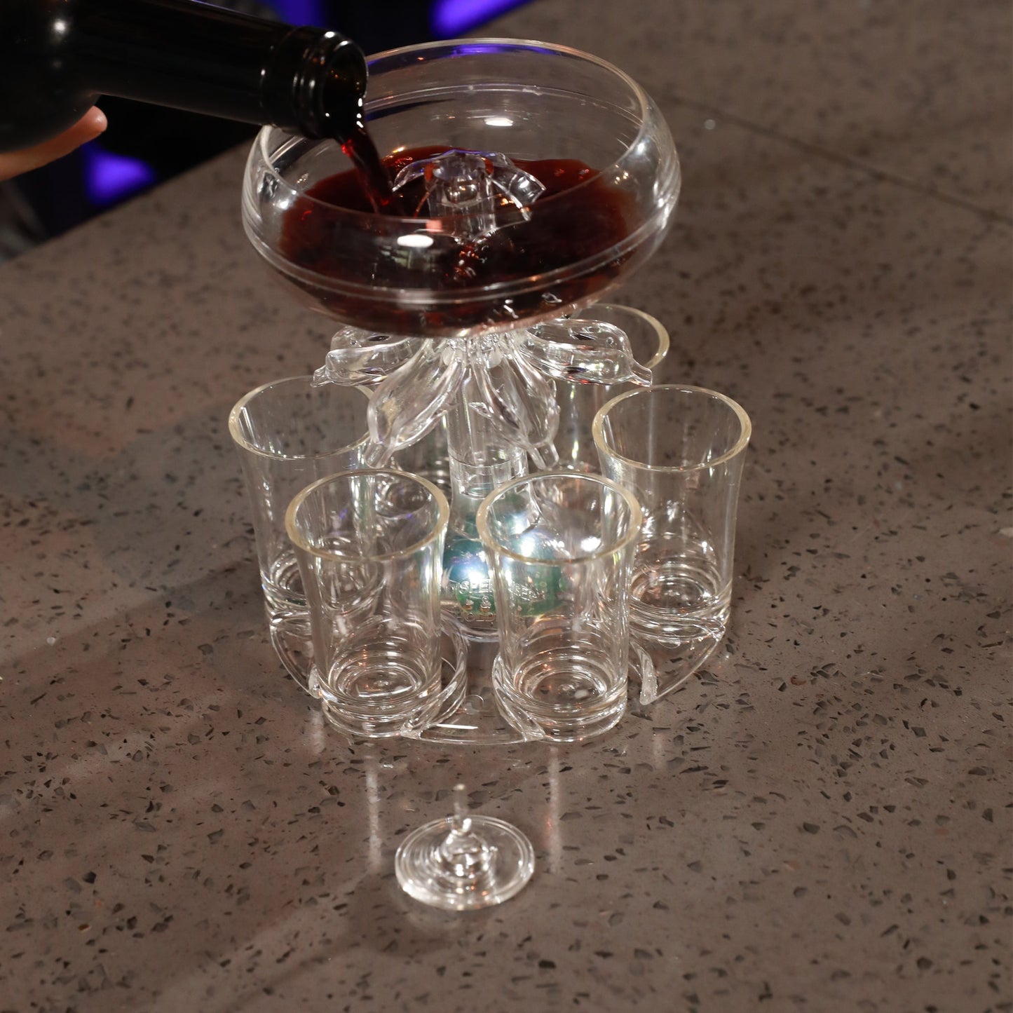 pipicars Holder Bar Glass Bottle Dispensers