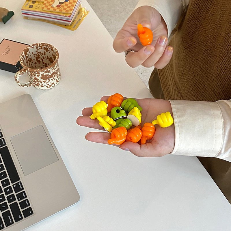 pipicars 10Pcs Key Hook Silicone Thumb Holder Wall