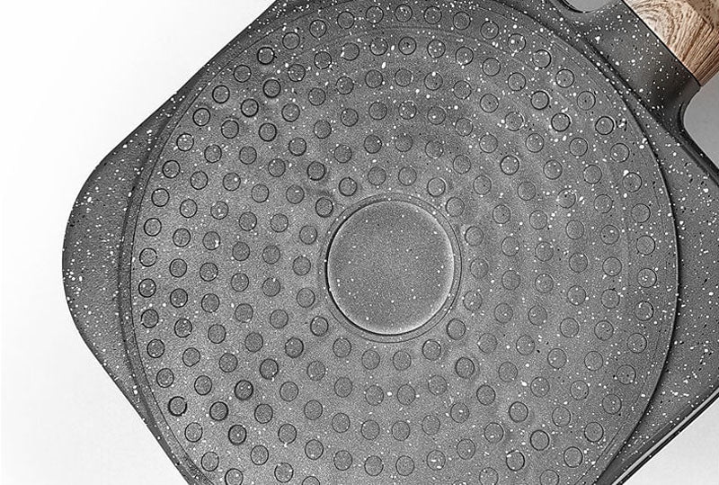 pipicars 2/4 Hole Frying Pot Pan Thickened Omelet Pan Non-stick Egg Pancake